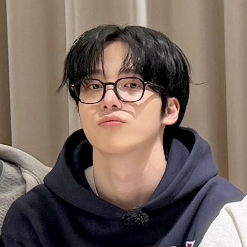 ૮ ･ ﻌ･ა tweet media