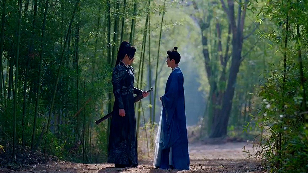 eclipsepetals_'s tweet image. wdym that duan xu is such great friends with that guy from the court that he even introduced him to he simu?!

#lovebeyondthegrave • #白日提灯