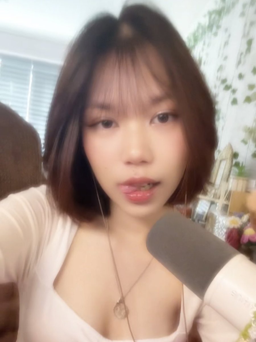 nina ༊ tweet media