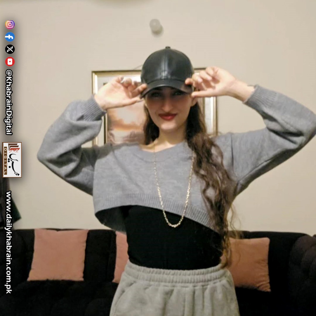 daily_khabrain's tweet image. Glow With Areej

#KhabrainDigital #AreejChoudhary #ModelLife #FashionIcon #StyleInspo #TrendingNow #CelebrityNews #ViralStar #SocialMediaStar #InfluencerLife #DesiFashion #BeautyGoals