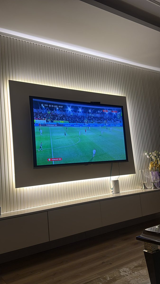 ARAM SERHAD tweet media