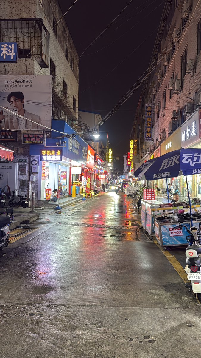 Alireza in China tweet media