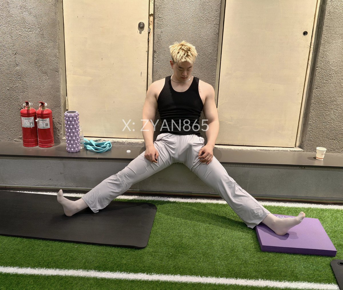 爱劈叉的泽恩（冲15K） tweet media