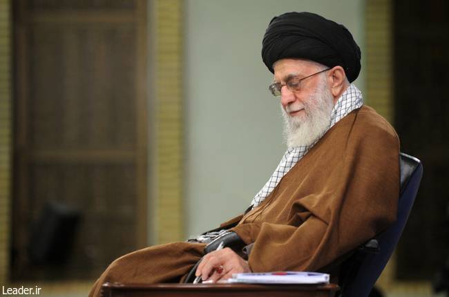 _nasrollah_313's tweet photo. America's defeat in the proxy war against Iran in Syria and Iraq is a sign of the living legacy of the martyred Leader's strategy.

#who_is_khamenei
#Martyr_of_Resistance https://t.co/zAnj2sG4d2