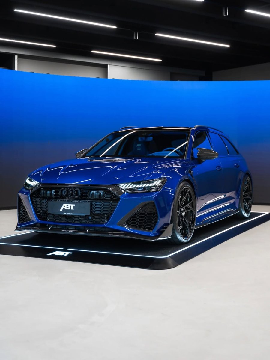 lekan897's tweet photo. ABT RS6-LE 1OF1 IN ULTRA 💙 BLUE https://t.co/JQan5JnmZb