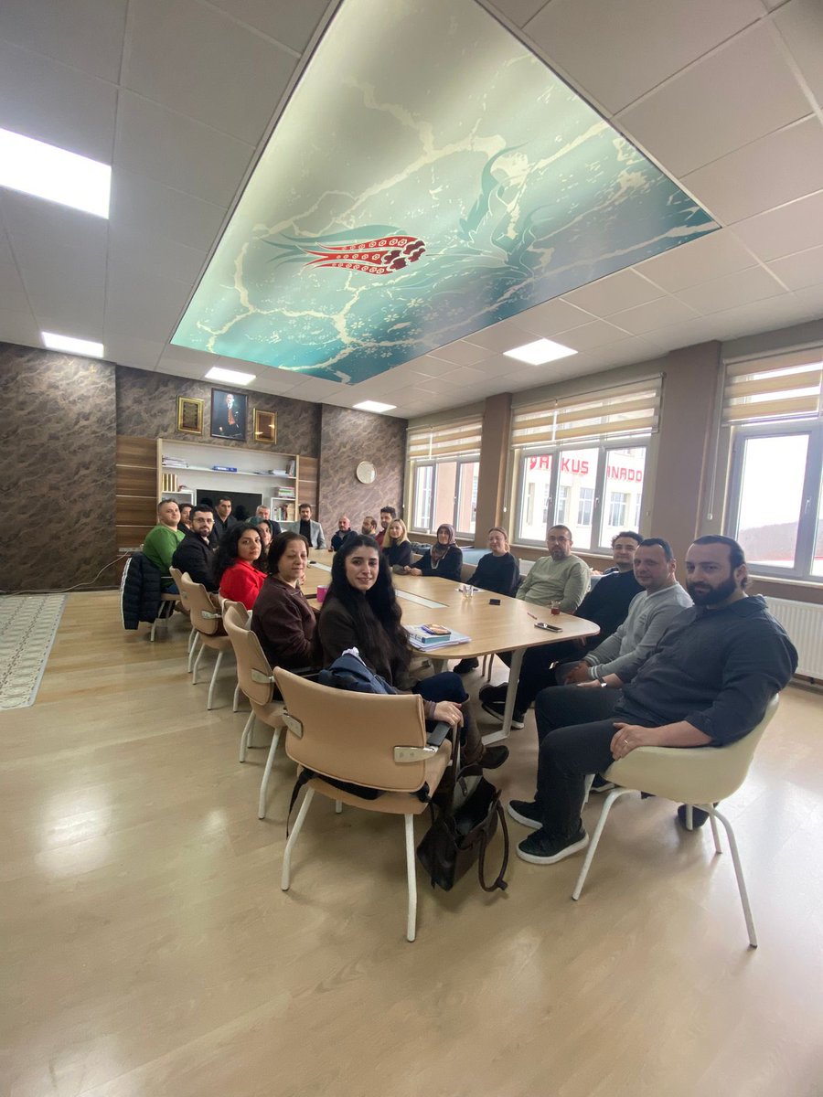 AkkusLisesi's tweet photo. Okulumuzda bilim dolu bir yolculuk başladı!TÜBİTAK 4006 Bilim Fuarı kapsamında projelerimizin kabul edilmesiyle birlikte öğrencilerimizle birlikte üretmenin, keşfetmenin ve öğrenmenin heyecanını yaşıyoruz.Bu süreçte disiplinli ve özverili çalışmalarımız hız kesmeden devam ediyor. https://t.co/AiT1qi7k4Q