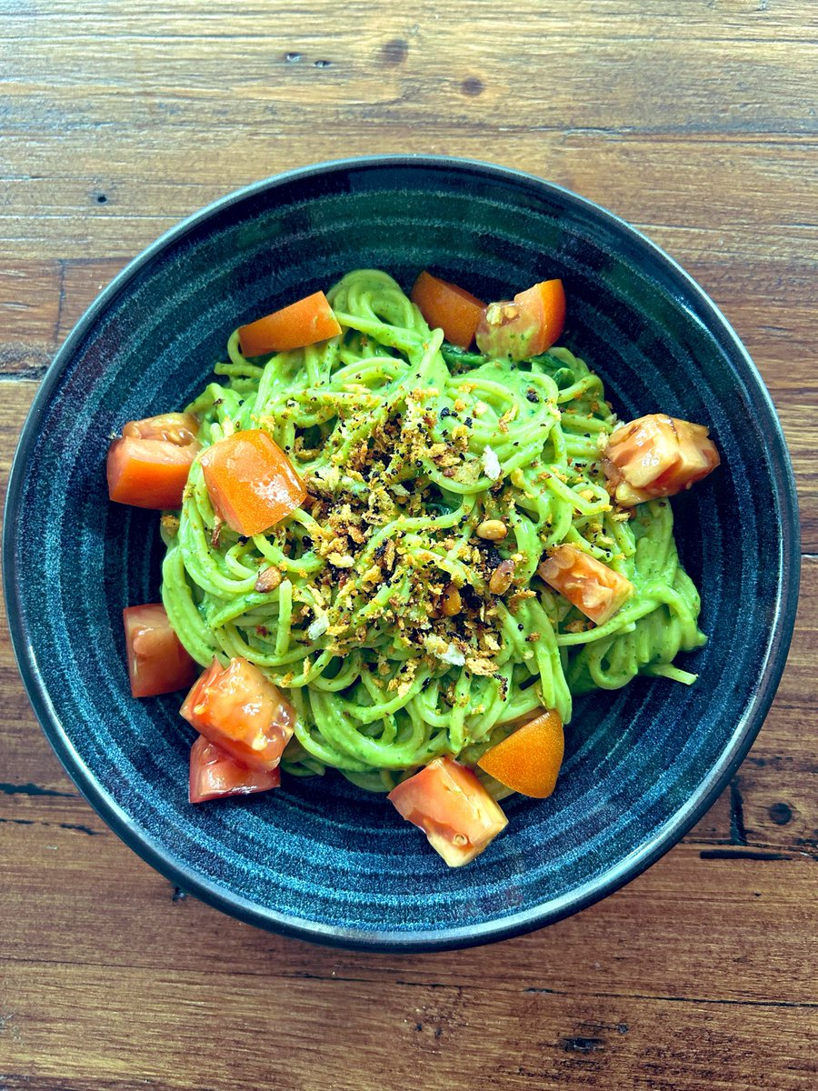 StrengthEwa tweet media