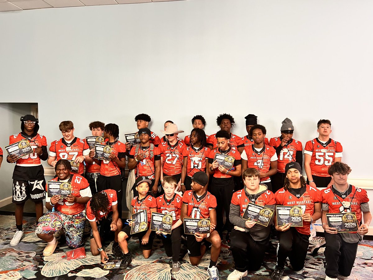 Jax Bowen |C/O 2031 | C/OG/LS | 5’11 180lbs 3.6GPA tweet media