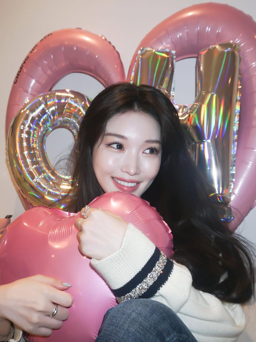 EVERYDAYCHUNGHA tweet media