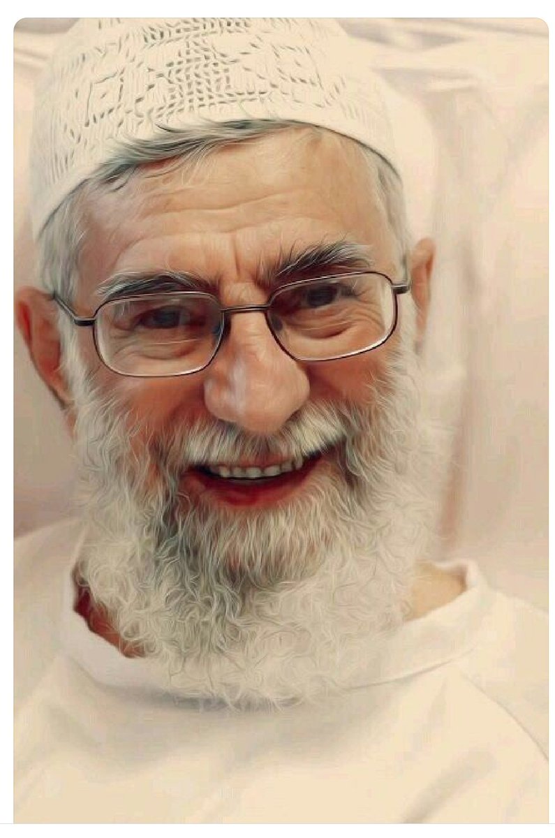 چهل روز است که یتیم شدیم
داغت سنگین است پدر امت 
از بهشت برایمان دعا کن🖤 
#شهید_ایران