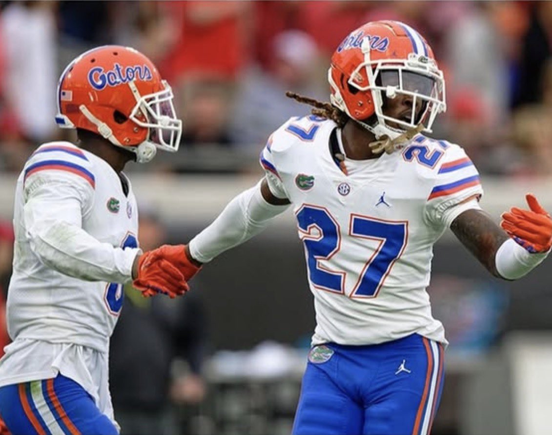 JDKNOWS2100's tweet image. I was extremely blessed this past year of 2025 after leaving UF to missing 2 years of no Football🙏🏾. Playing under @DeSeanJackson10 was a Honor in its self he changed my life in so many ways on and off the field. #Legendary 
45+tkls ,5 TFL,5FF,10pbu,2sks,1int