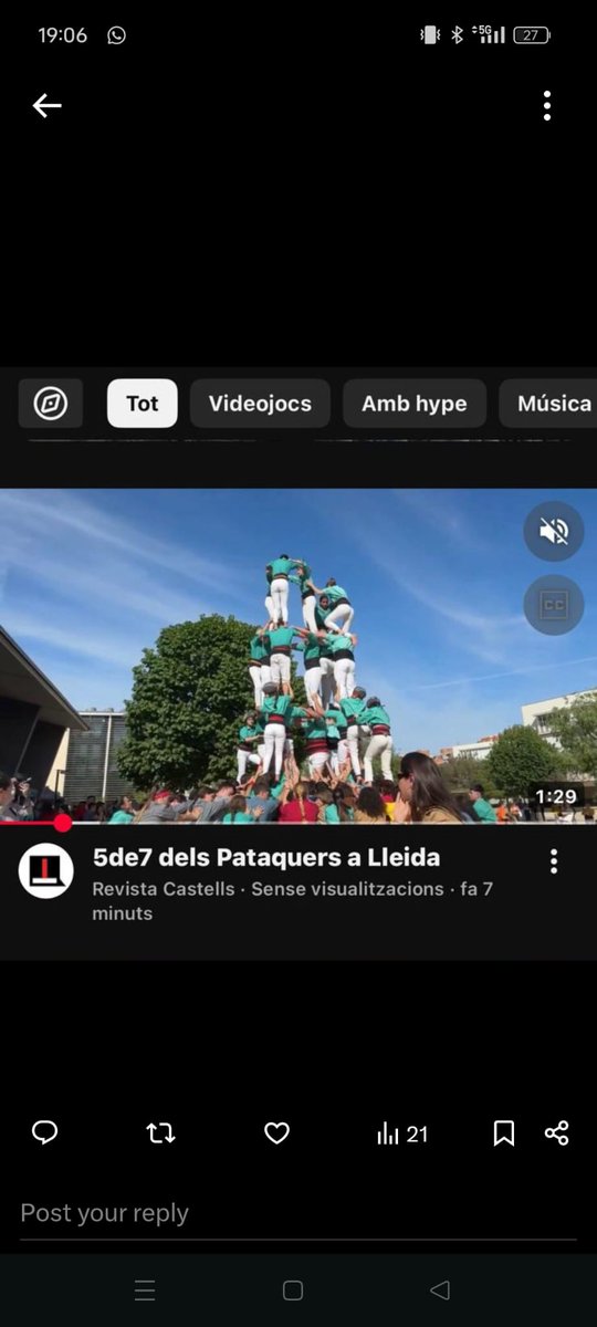 KomiButanu tweet media