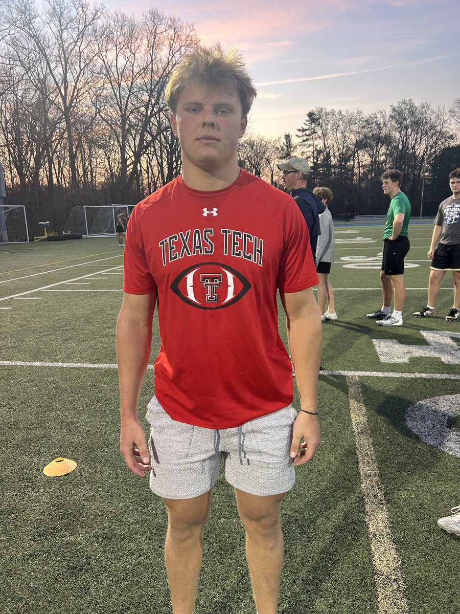 Bryan_Ault's tweet photo. Cathedral ‘27 Caden Nelson at practice this morning. @cadennelson56 https://t.co/F2kUiqhdOJ