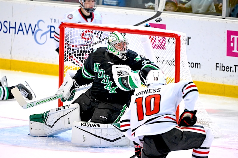 MCRgh1's tweet photo. LAS VEGAS (AP) — 4 freshman goalies will take the ice before a packed T-Mobile Arena on Thursday for the semifinals of the #FrozenFour, something so unusual that the #NCAA can’t find another such instance.
@AP_Sports @devilslakenews #hockey
https://t.co/ePnPBjyn8s https://t.co/F8Pnfu9FHN