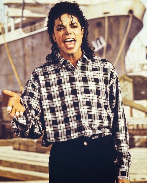 Doomhexia 🩷 tweet media