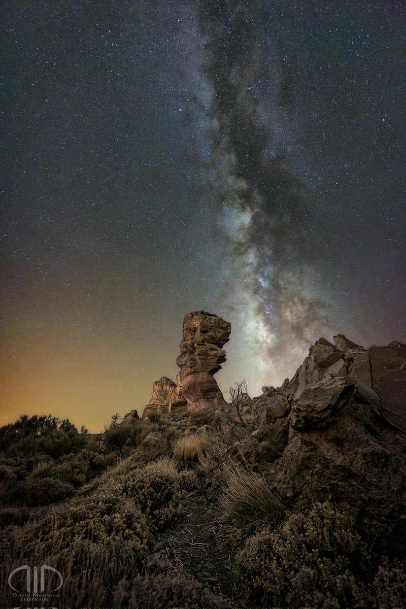 Una gran noche descubriendo un paraje único de la mano de un cicerone de excepción. 
Muchas gracias  Rodri <a href="/FProphoto/">Frosty_prophoto</a> por esos ratos de fotografía y risas. Además de buen fotógrafo, eres un gran tío. 
Amigo, un abrazo fortísimo en estos momentos y siempre.

#cielosesa