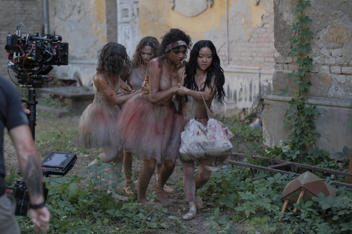 AmazonMGMStudio's tweet image. A look behind the curtain creating #PrettyLethal.