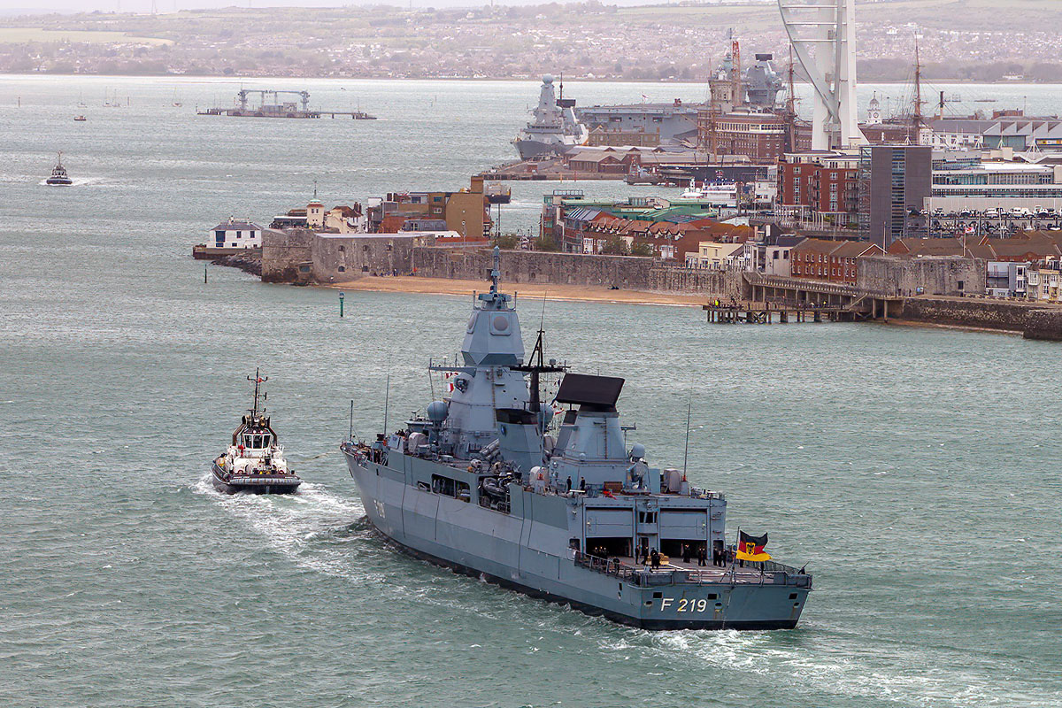 MaritimePhotos's tweet image. The @deutschemarine frigate FGS Sachsen (F219) calling at Portsmouth this evening. #navalnews #NATO #Portsmouth