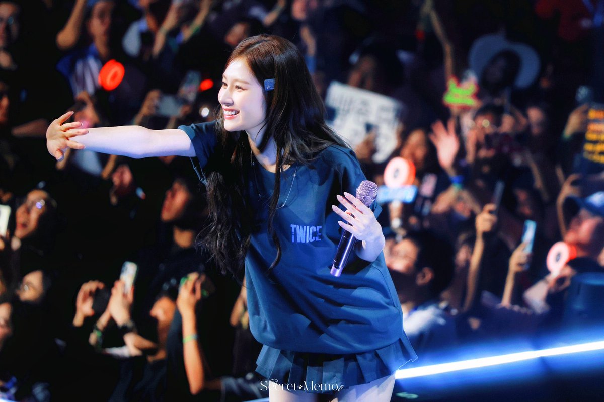 mbny🫧 tweet media