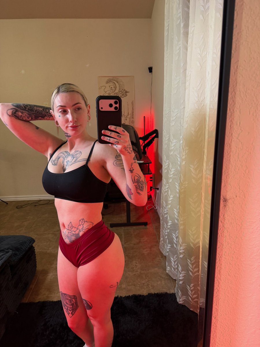 Kadie Ann tweet media