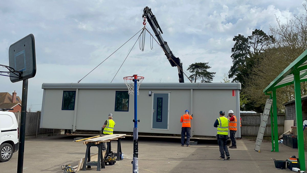 MessingPrimary's tweet photo. It's here! The summer term classroom for Owls - whilst the whole school electrics are being completely re-wired - has arrived. https://t.co/JPPHGrd9AI