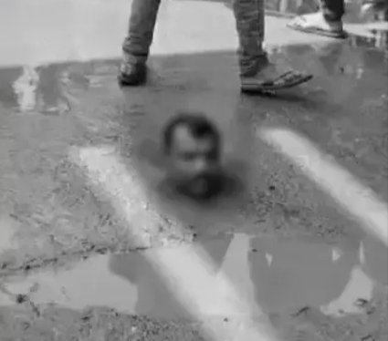 waseemikram46's tweet image. In India, a Hindu man named Ravi Chauhan cut the throat of a Muslim man, Ali Hussain, just because he did not say “Jai Shri Ram.” Muslims in India are in danger.
#Israël #Hürmüz