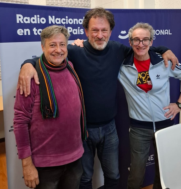 natalia_bocca's tweet photo. @AdrianKorol en @NacionalAM870 entrevista a Daniel Casablanca y Gabriel Wolf integrantes de la banda de teatro "LOS MACOCOS".
 
Conversaron del sensacional éxito de CHAU, MACOCO! en el Teatro Regio.    
 
Funciones: Jueves a domingo: 20 hs.

Nota completa:
https://t.co/kQzPeT1NFZ https://t.co/9xLNctld7C