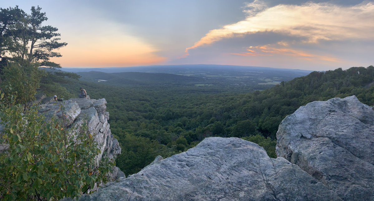 The Hiking Lawyer tweet media