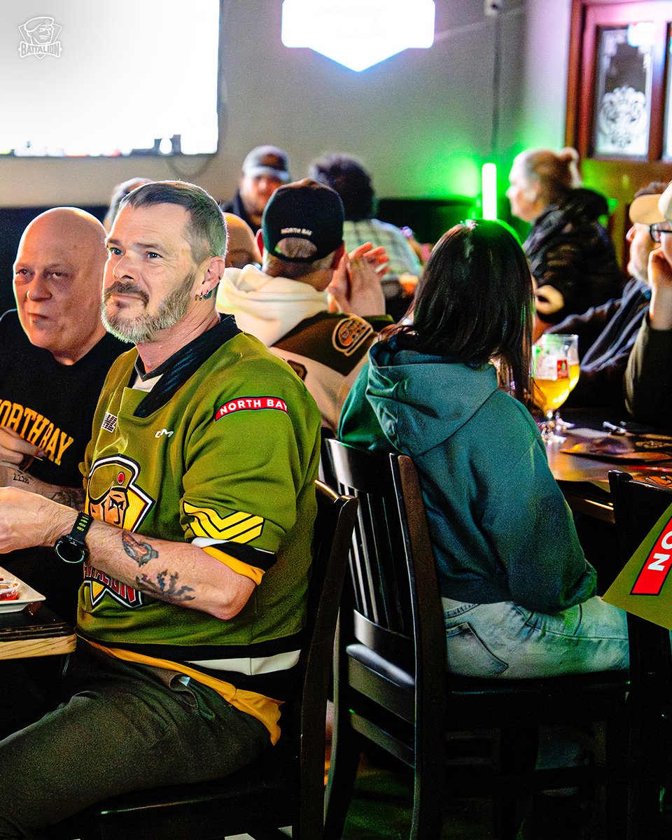 OHLBattalion's tweet image. The #7thMan is out in full support 🫡

Thanks to everyone who came out to live taping of Troops Trio &amp;amp; Game 1 Watch Party last night at The Fox &amp;amp; Fiddle 🪖🦊

#OHLPlayoffs | #GoTroopsGo