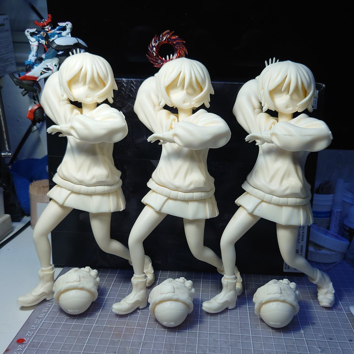 旦物久斯所 tweet media
