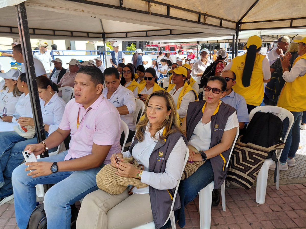 ProsperidadCol's tweet image. #Sucre | Hoy desde el municipio de Ovejas nos unimos a la convocatoria del Gobierno Nacional A la Plaza con las Víctimas #9DeAbril, en el marco de la conmemoración del Día Nacional de la Memoria y Solidaridad con las Víctimas. Junto a las institucionalidad que hace parte del