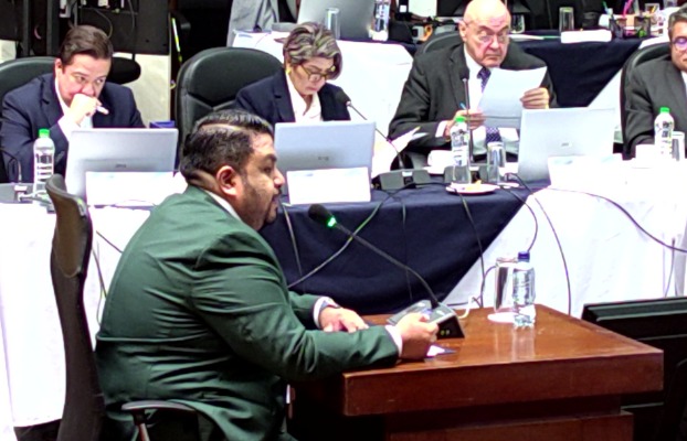 ⚖️Comisión de postulación para la elección del fiscal general y jefe del Ministerio Público 2026-2030

📌Entrevistas a los aspirantes 

➡️ Esteban Emanuel Celada Flores

🔵Entre los temas abordados en su plan de trabajo plantea una política de persecución penal estratégica con