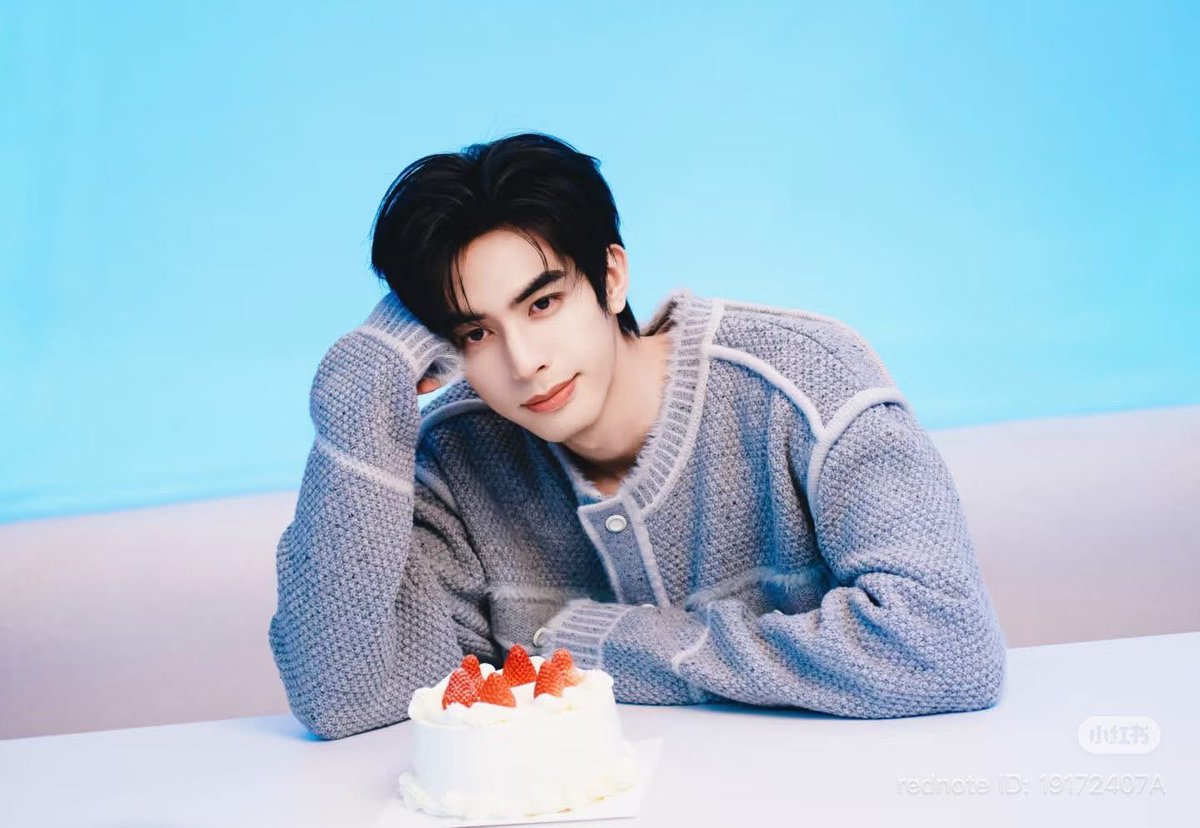 4WeiLong tweet media