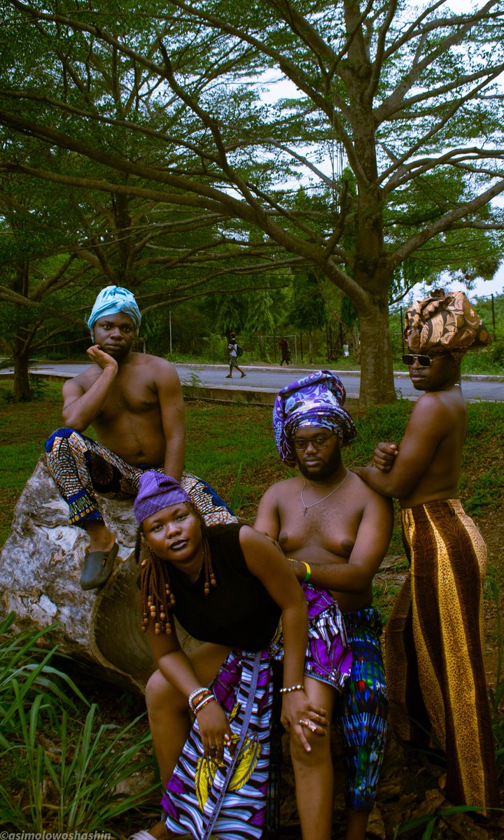 Onifuro town castle tweet media