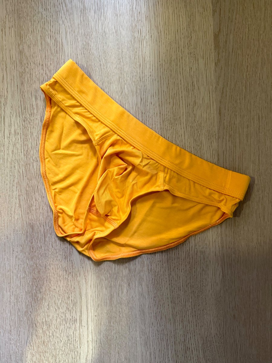 Ξανά σε στοκ τα δημοφιλέστερα χρώματα της Obviously! Ανακαλύψτε σήμερα το κίτρινο χρυσαφί Eliteman Σλιπ:
vrakadiko.gr/underwear/obvi…