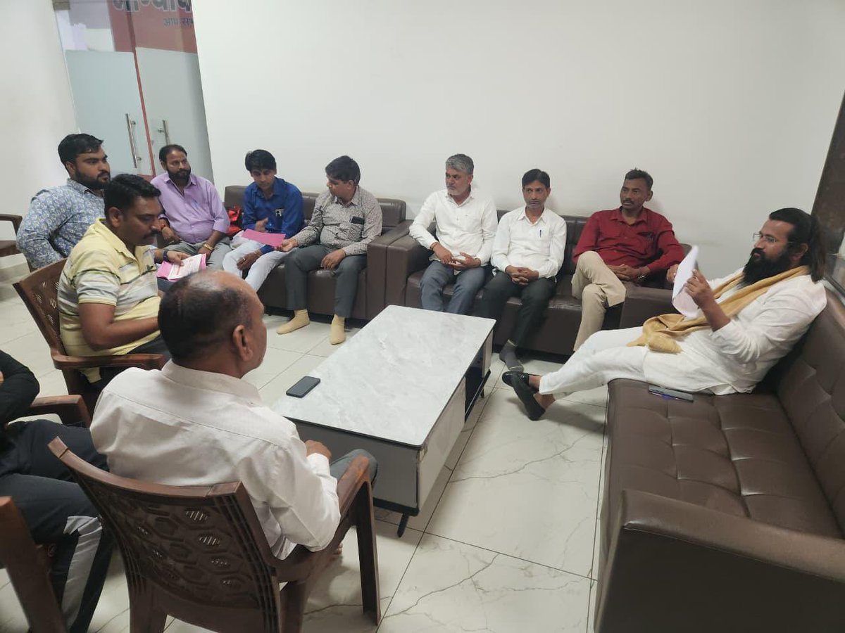 Upen Yadav (मोदी का परिवार) tweet media