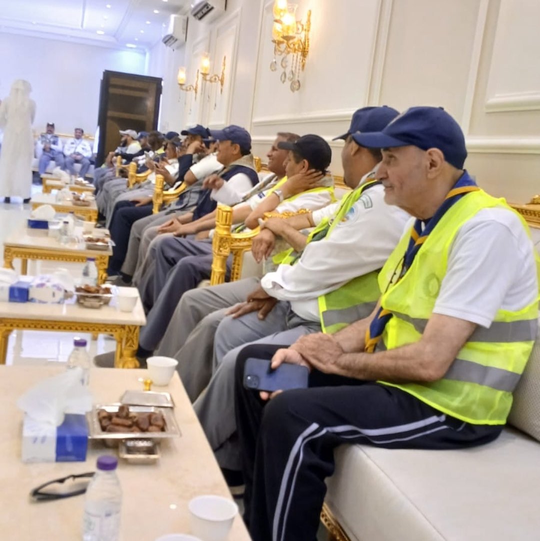 أعضاء #رابطة_رواد_الكشافة_السعودية في ضيافة الشيخ سعود بن بنيان بن عايد الصيدلاني الجهني، وذلك في مجلس البازم بينبع النخل بمحافظة ينبع، في لقاء يسوده الود والتآخي ويعكس روح الأخوة والتقدير بين الرواد.