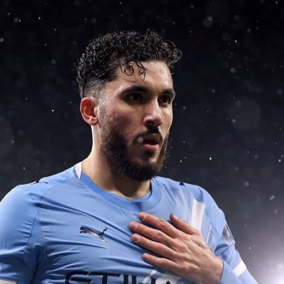 rc10mcfc's tweet photo. #NewProfilePic https://t.co/WBA0PKaIWc