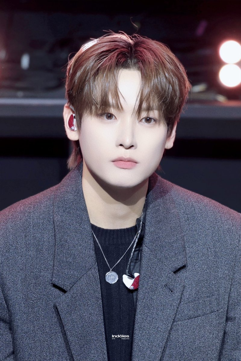 Indŏles tweet media