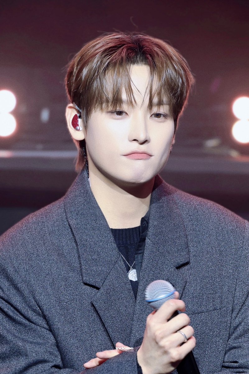 Indŏles tweet media