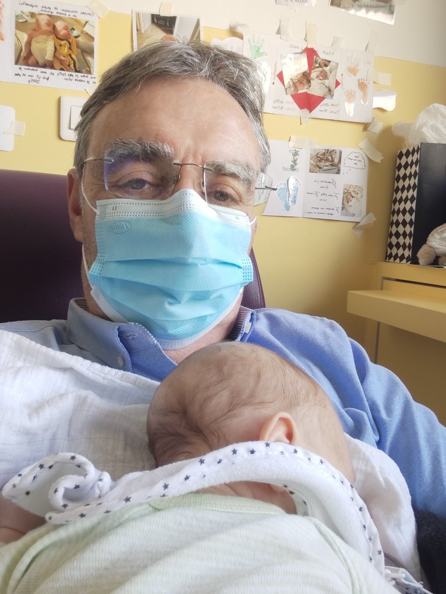pascalbuchet's tweet photo. Un bonheur qu'aucun mot ne peut qualifier : l'amour pour ses enfants et ses petits enfants. https://t.co/myxP7MEVxA