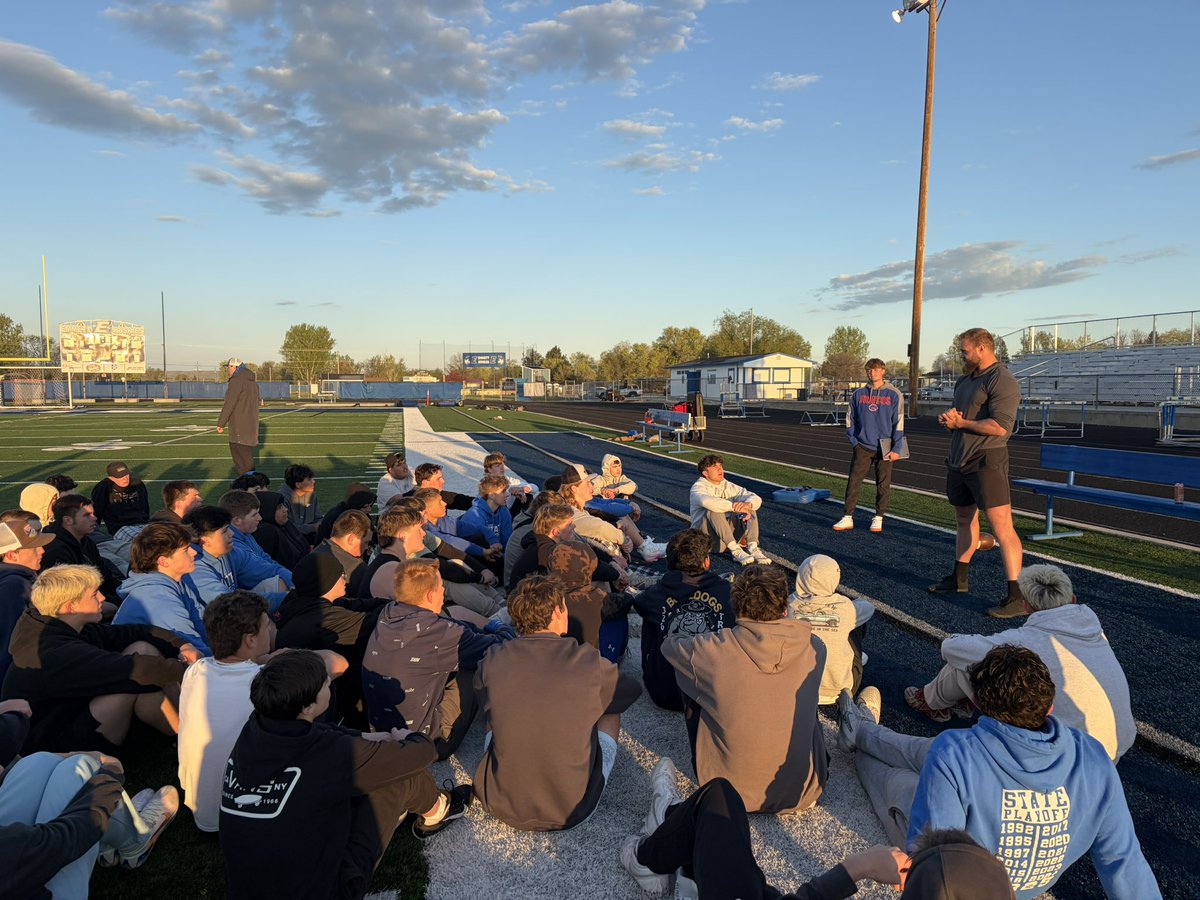 Coach Hargitt tweet media