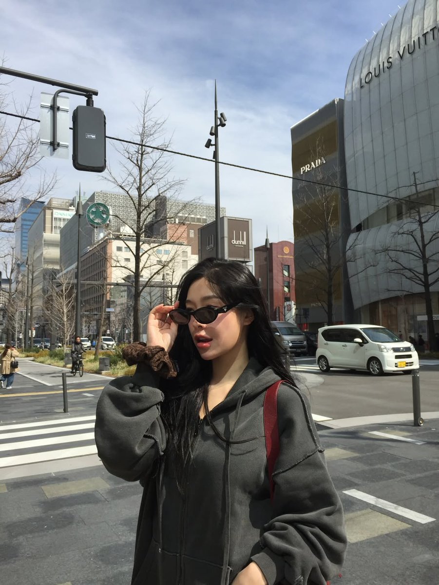 譯夢網 tweet media
