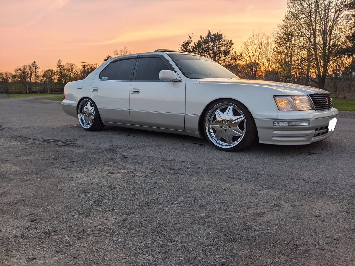 Spider Queen: LVNΛ tweet media