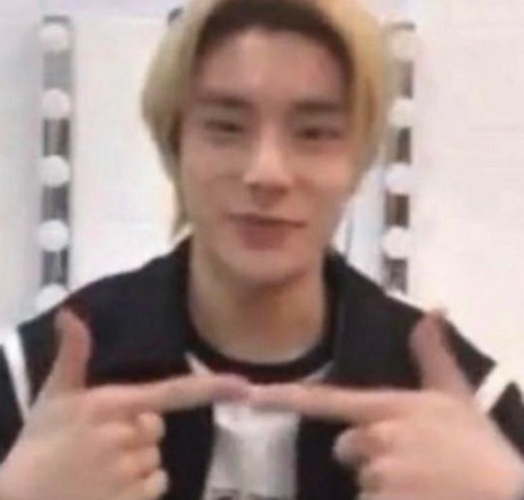 slm bi kac saattir yokum gelisme falan war mi tag ayni mi
#ShoutOutToENHYPEN
#BOYCOTT_beliftLAB_HYBE