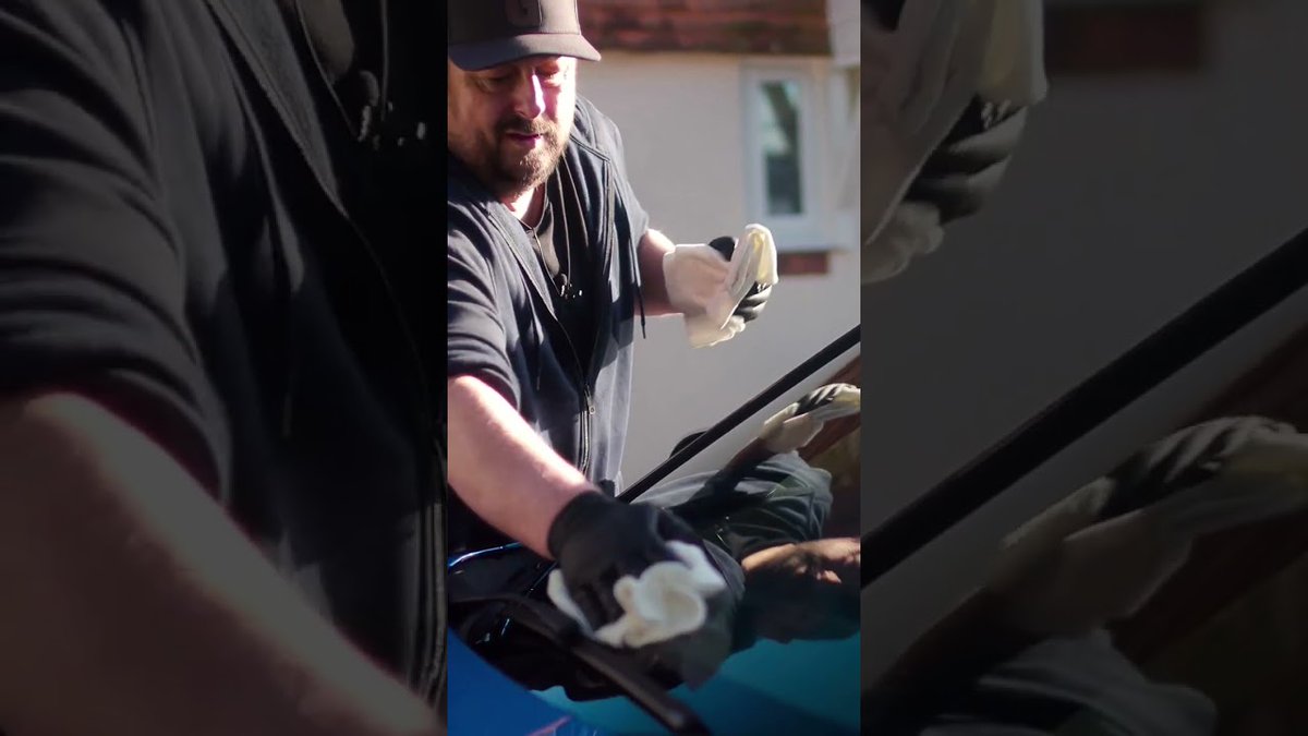 Detailed Image tweet media