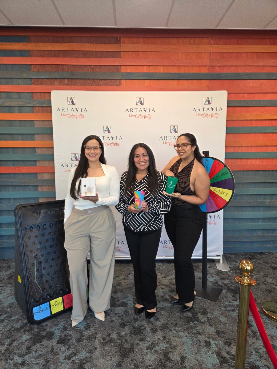 Coffee was on us, and it was a great day at ARTAVIA®! Thank you to everyone who stopped by Dapple Perk to enjoy a cup from The Ugly Duck Coffee Co, tour the community, and pick up a little ARTAVIA® swag. We loved having you and hope to see you back again soon!