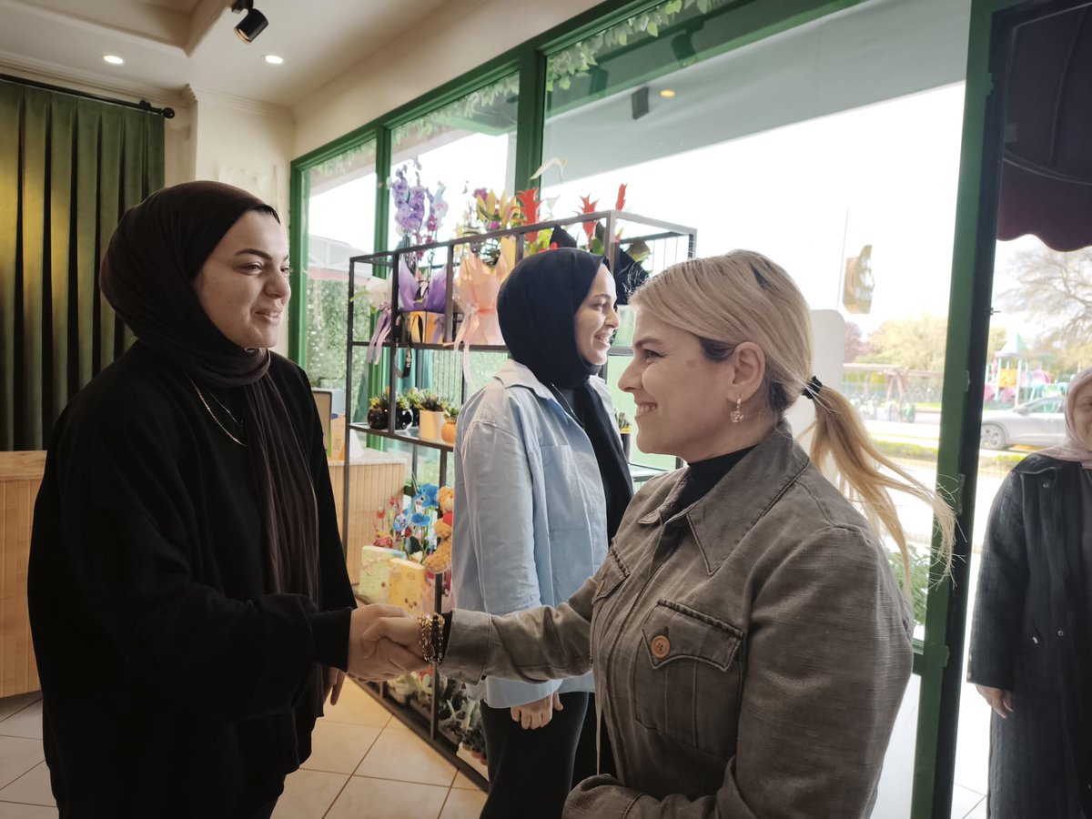 akpartikadinko1's tweet photo. Kadın emeği, genç azmi ve girişimcilik ruhu Gölcük’te çiçek açtı! 
Genç kızlarımızın açtığı bu güzel dükkânın hayırlara vesile olmasını diliyor, başarılarının daim olmasını temenni ediyoruz.

@tugbaisikercan 
@akkadingm 
@yyaseminozdemir 
@akkadinkocaeli
@Mehves3 https://t.co/uPAAcvEKpQ