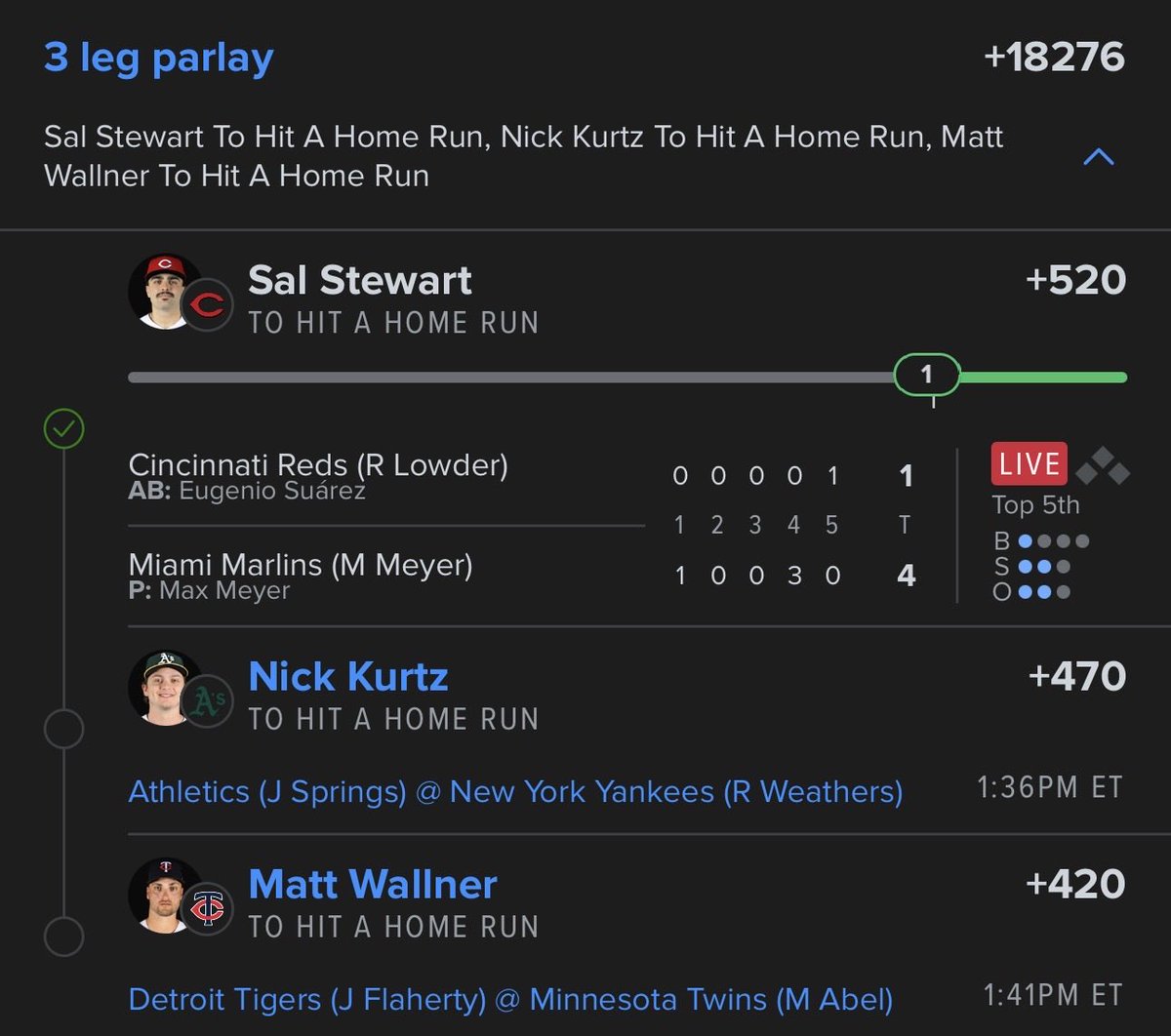 Tallcuhzzz tweet media