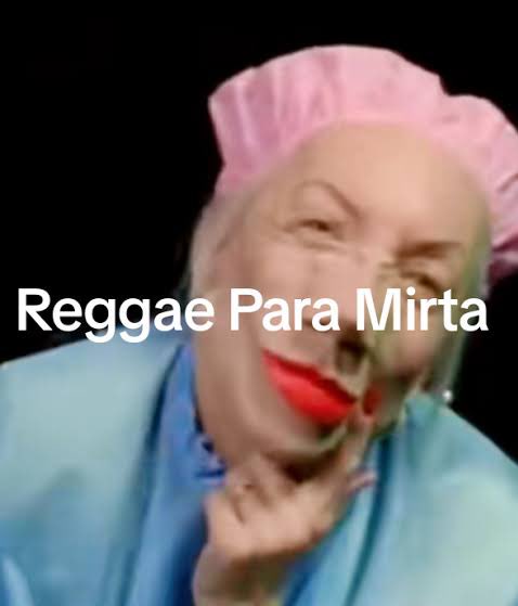 FacuLop90's tweet photo. @somosgelatina @_LauraDiMarco @nicoguthmann Esta es la del video clip de Intoxicados? https://t.co/6vFOuJYajP